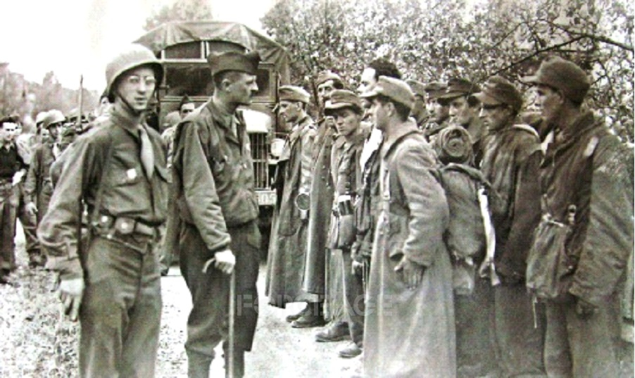 Военная экипировка и униформа Франции 13.jpg