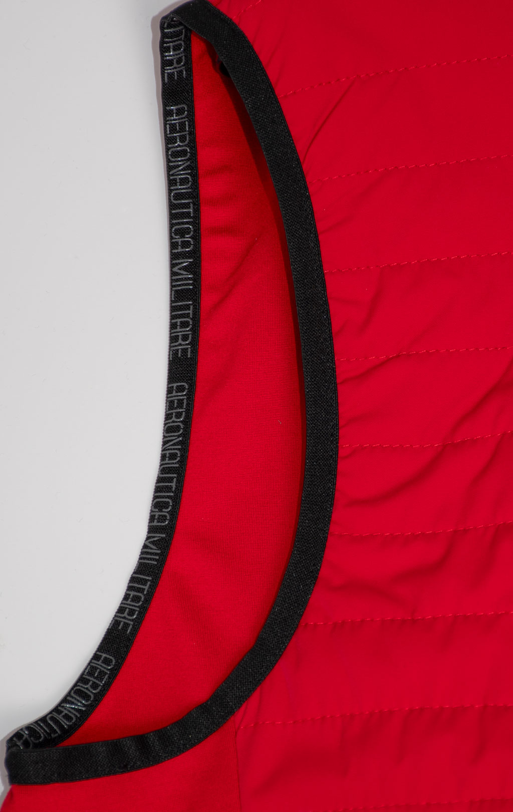 Жилет AERONAUTICA MILITARE SS 25 m/BD tango red (AB 2206) 