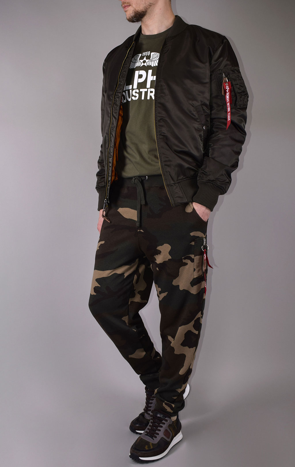 Бомбер ALPHA INDUSTRIES VF 59 LONG MA-1 black/olive 