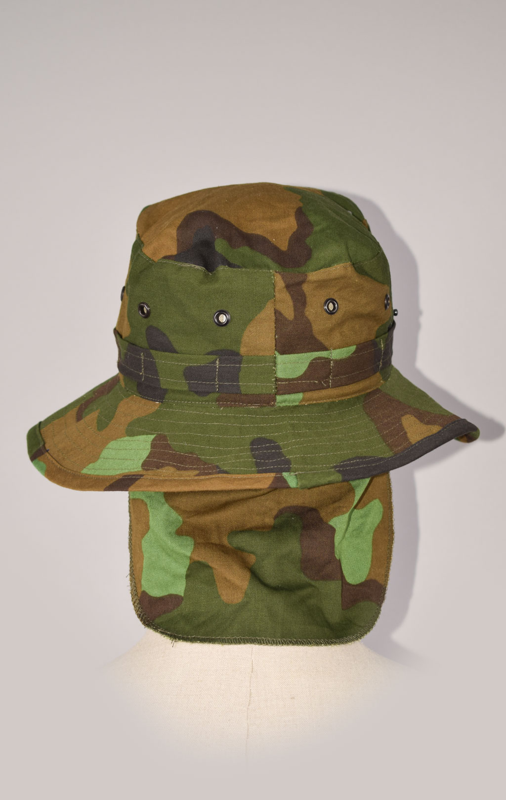 Панама с защитой шеи jungle camo Голландия