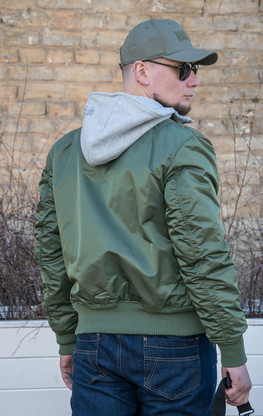 Куртка-бомбер лётная ALPHA INDUSTRIES D-Tec MA-1 sage green 