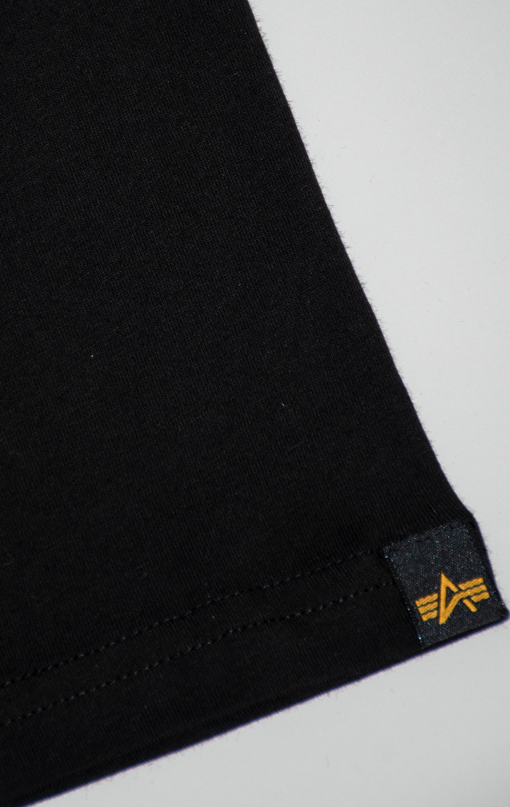 Футболка ALPHA INDUSTRIES ALPHA WORDING T black 
