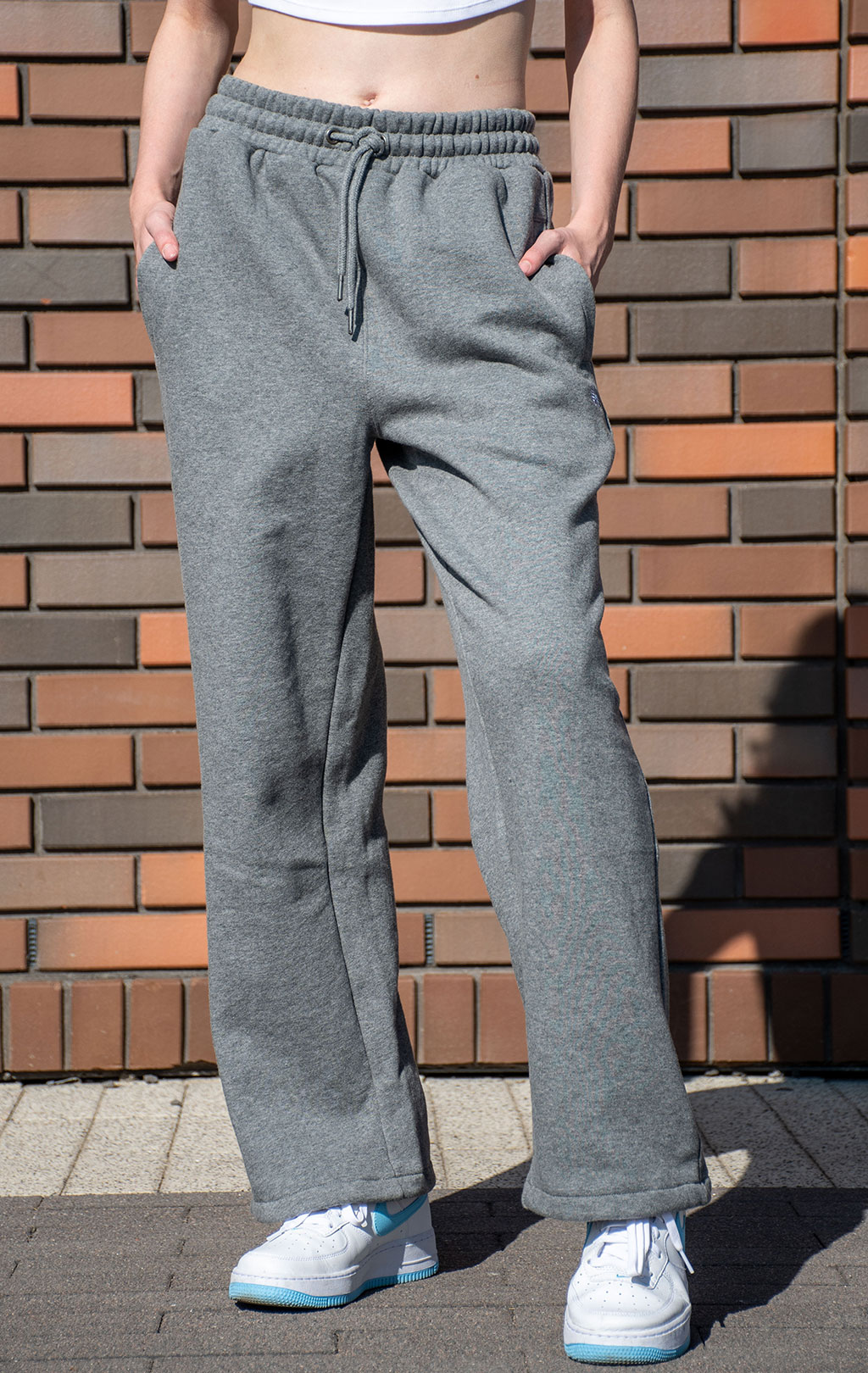 Брюки спортивные джоггеры ALPHA INDUSTRIES ESSENTIAL SWEATPANTS FW 24/25 medium charcoal heather 