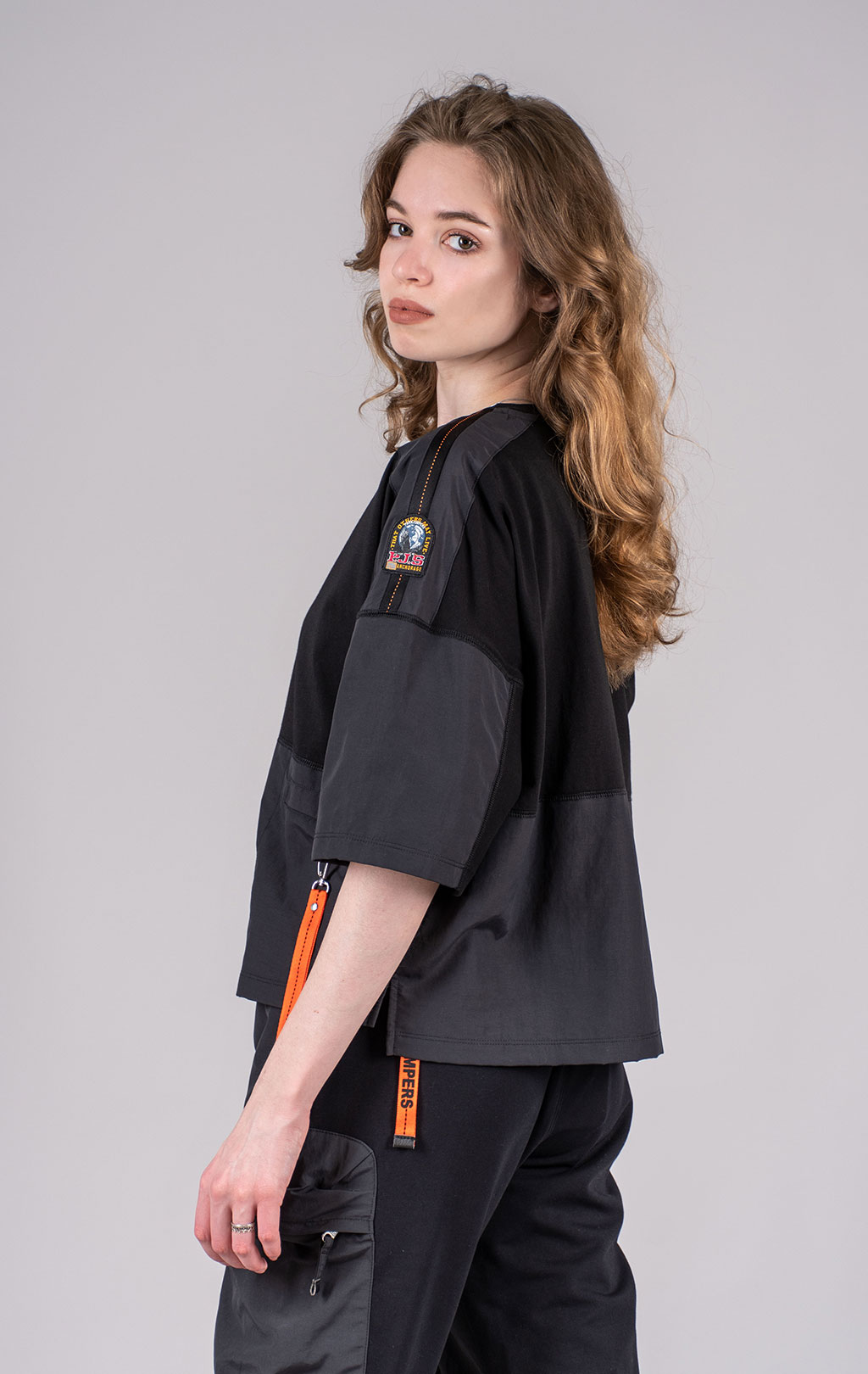 Женская футболка-кроп PARAJUMPERS NEW BRANDY SS 25 m black 