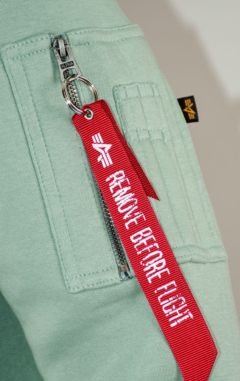 Свитшот ALPHA INDUSTRIES ALPHA LABEL SWEATER dusty green 