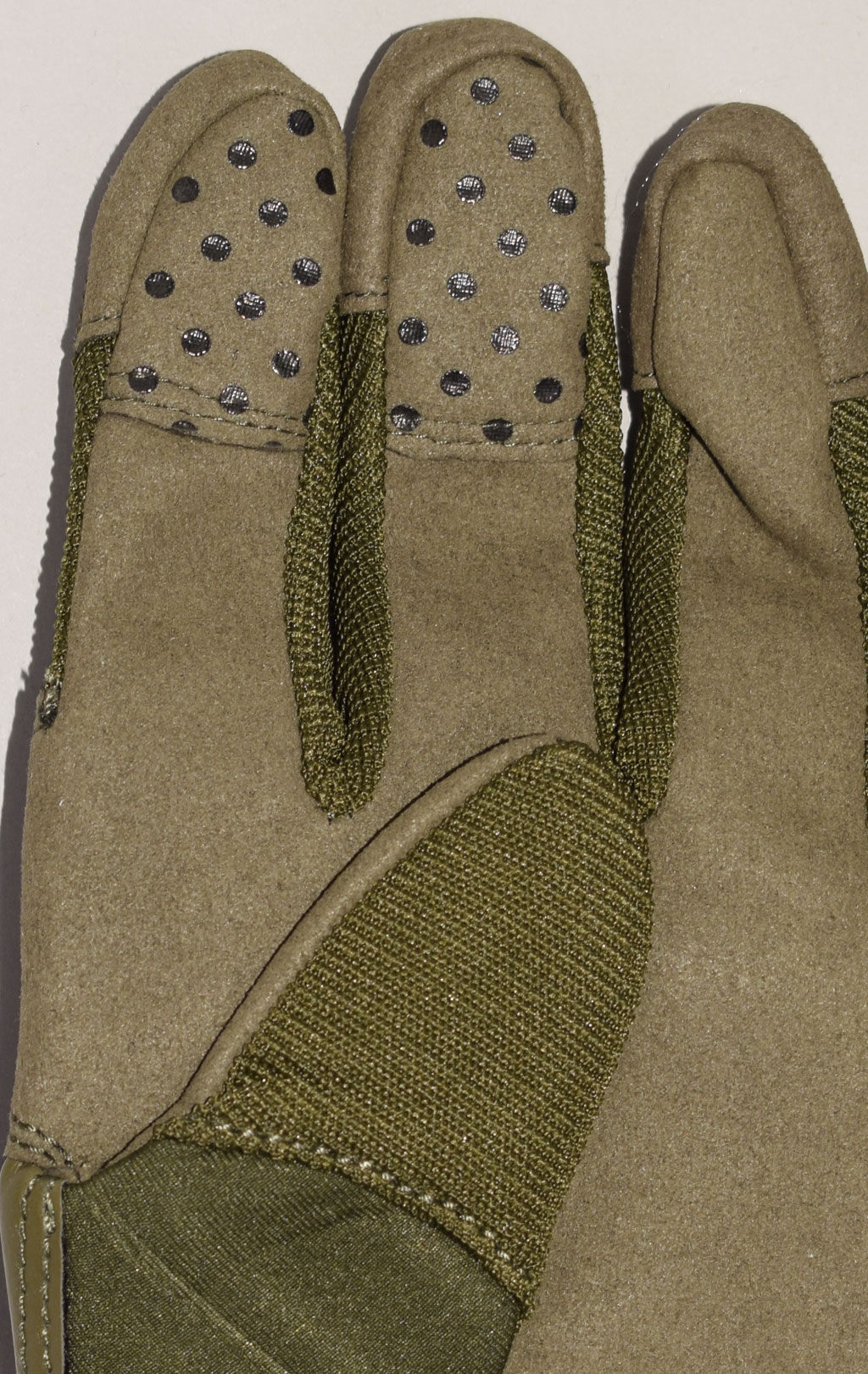 Перчатки тактические OK ASSAULT с пласт. защитой green 