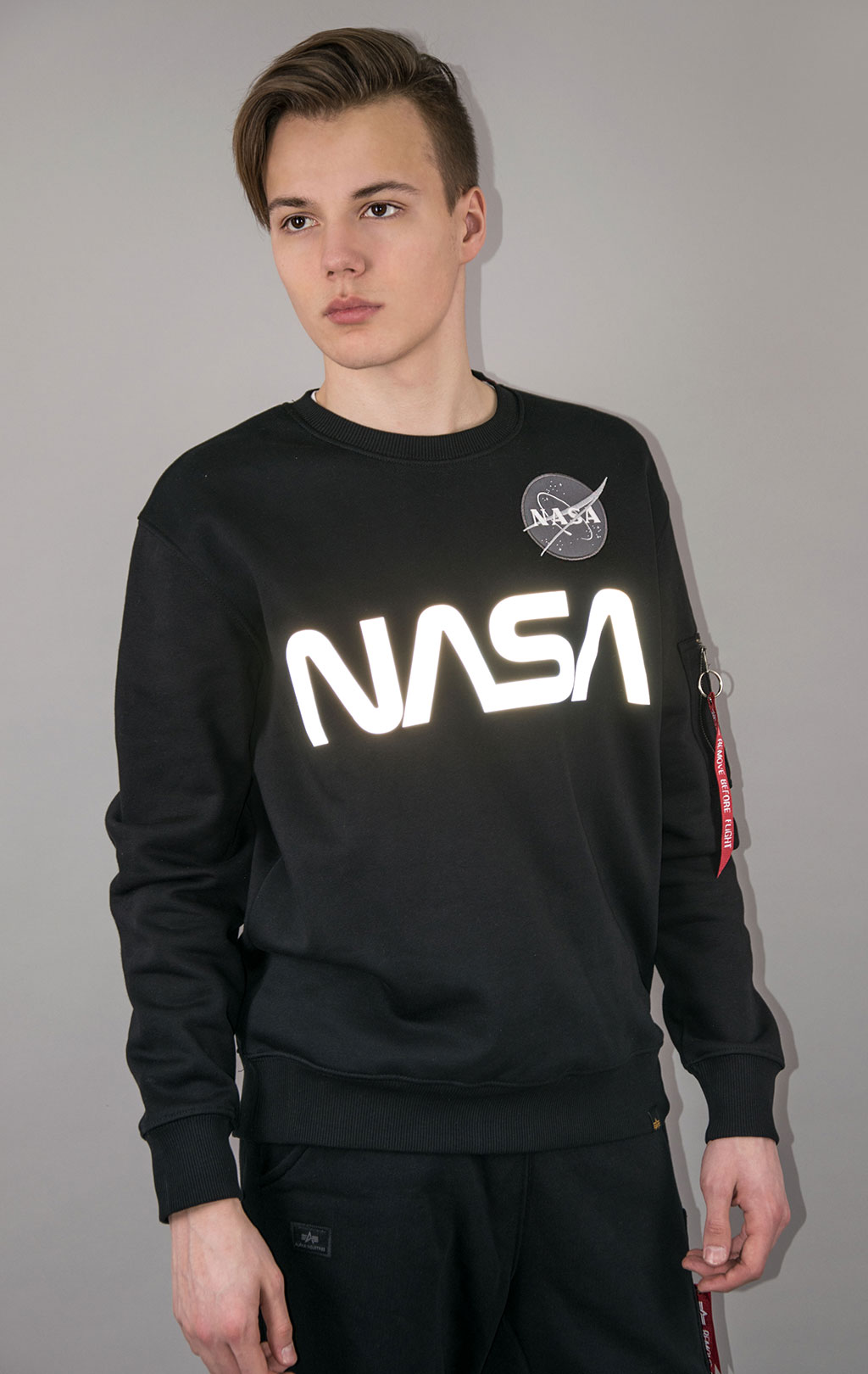 Свитшот ALPHA INDUSTRIES NASA reflective black 