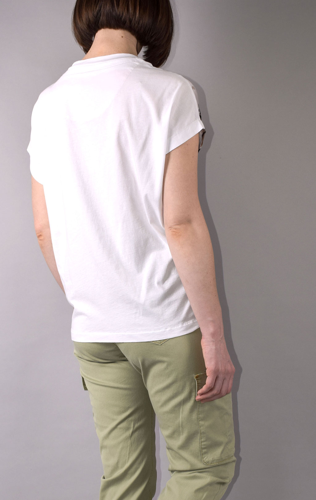 Женская футболка AERONAUTICA MILITARE SS 21/PT khaki+bianco (TS 1882) 