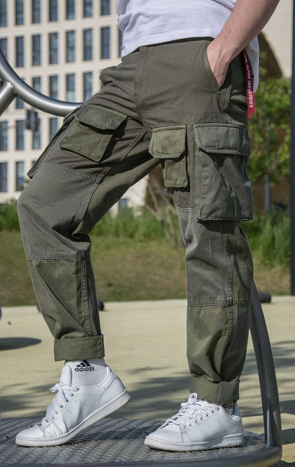 Брюки-карго ALPHA INDUSTRIES MIXED MEDIA CARGO PANT SS 23 OG-107 green 