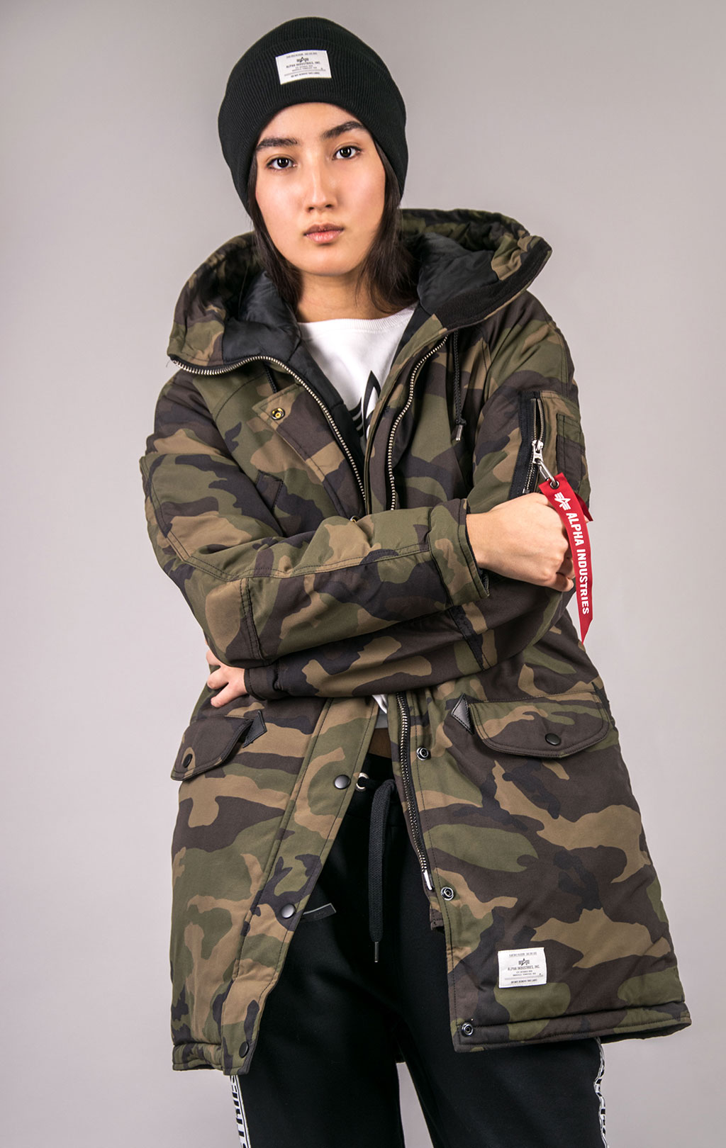 Женская аляска ALPHA INDUSTRIES ALTITUDE MOD PARKA N-3B FW 22/23 m dark woodland camo 