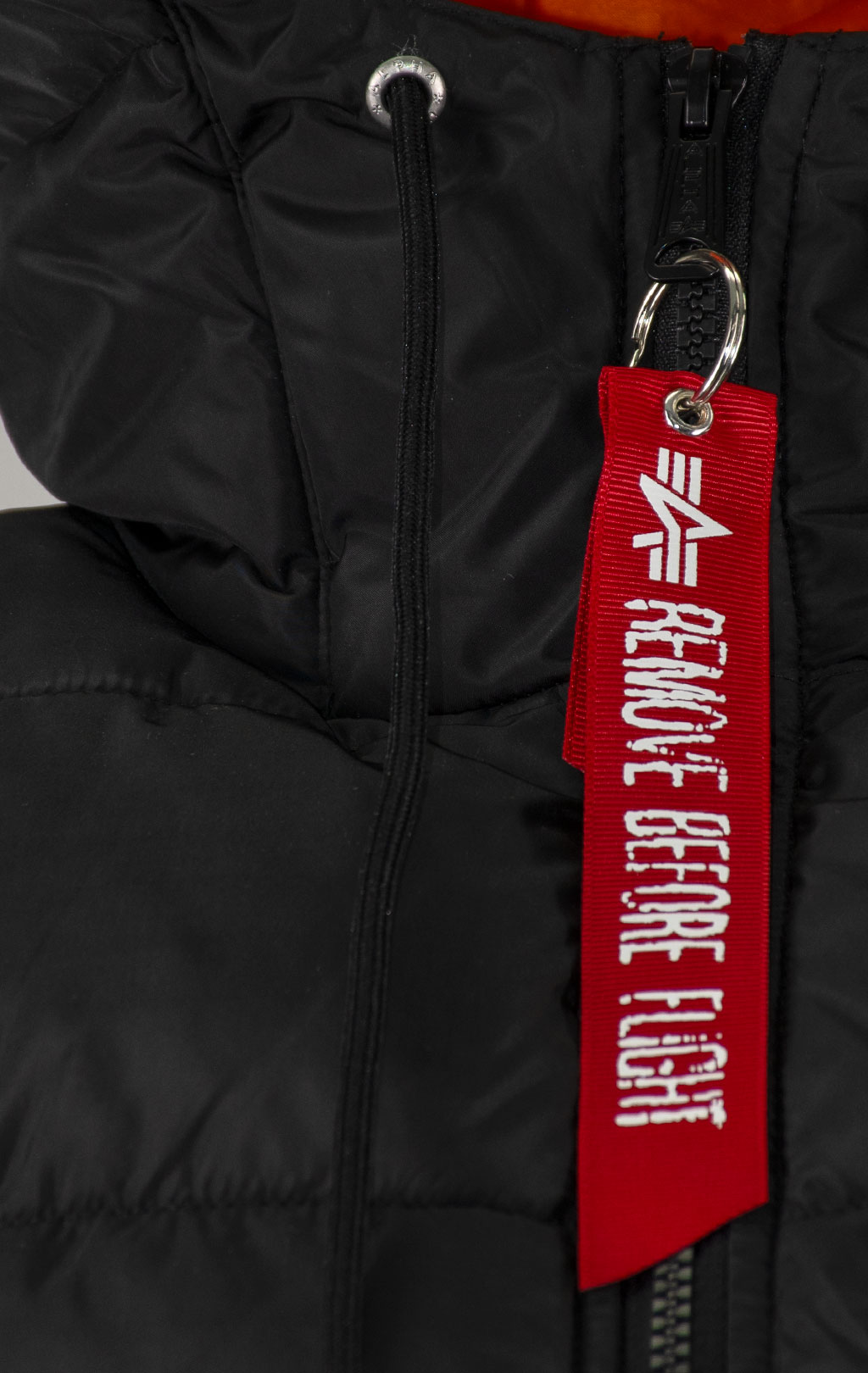 Жилет ALPHA INDUSTRIES HOODED PUFFER VEST FD black 