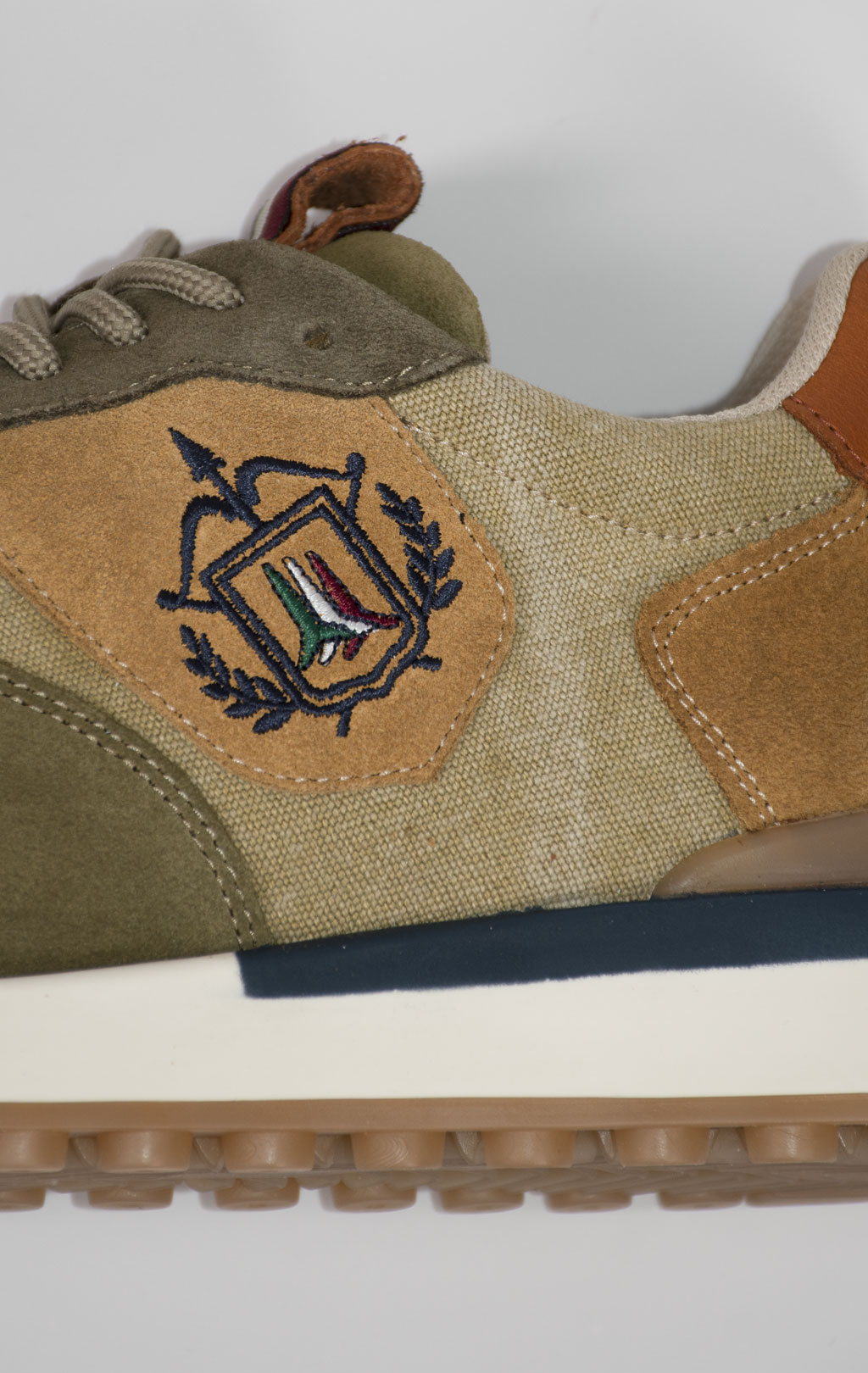 Сникеры AERONAUTICA MILITARE SS 25 m/PT beige/green (SC 303) 
