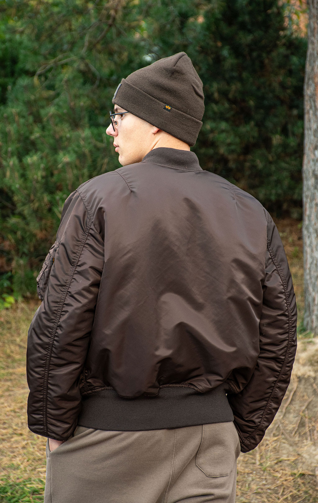 Бомбер ALPHA INDUSTRIES MA-1 HERITAGE hunter brown 