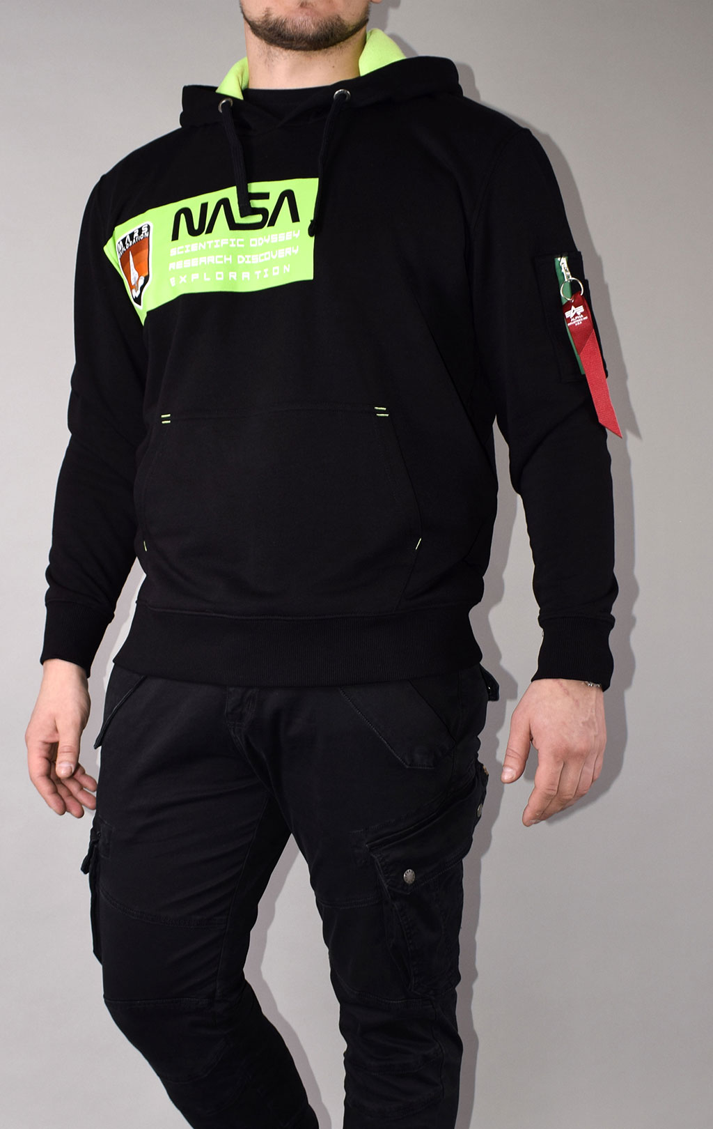 Толстовка ALPHA INDUSTRIES MARS NEON NASA HOODY black/neon green 