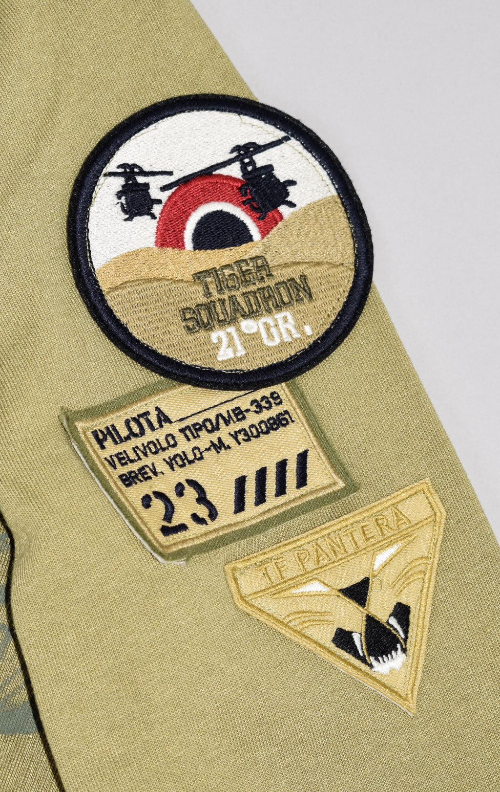 Женский свитшот AERONAUTICA MILITARE SS 22/IN khaki (FE 1685) 