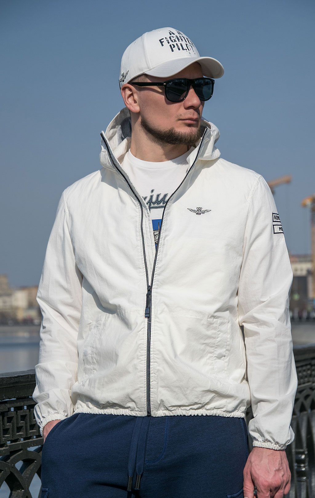 Ветровка AERONAUTICA MILITARE SS 23 m/TR bianco panna (AB 2054) 