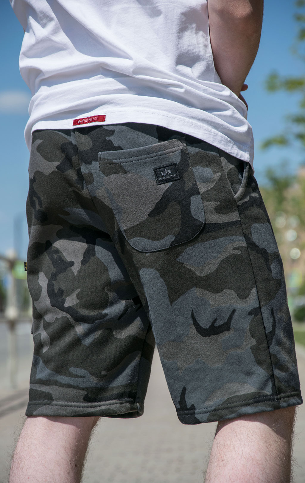 Шорты трикотажные ALPHA INDUSTRIES X-FIT CARGO SHORT black camo 