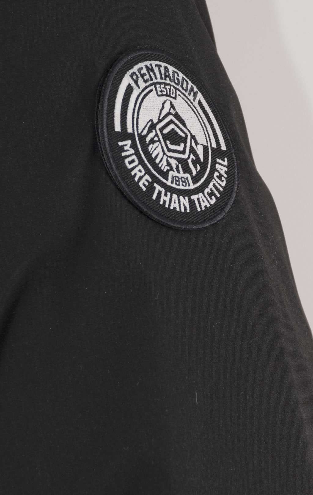 Парка тактическая Pentagon ELEMENTS black 01014 