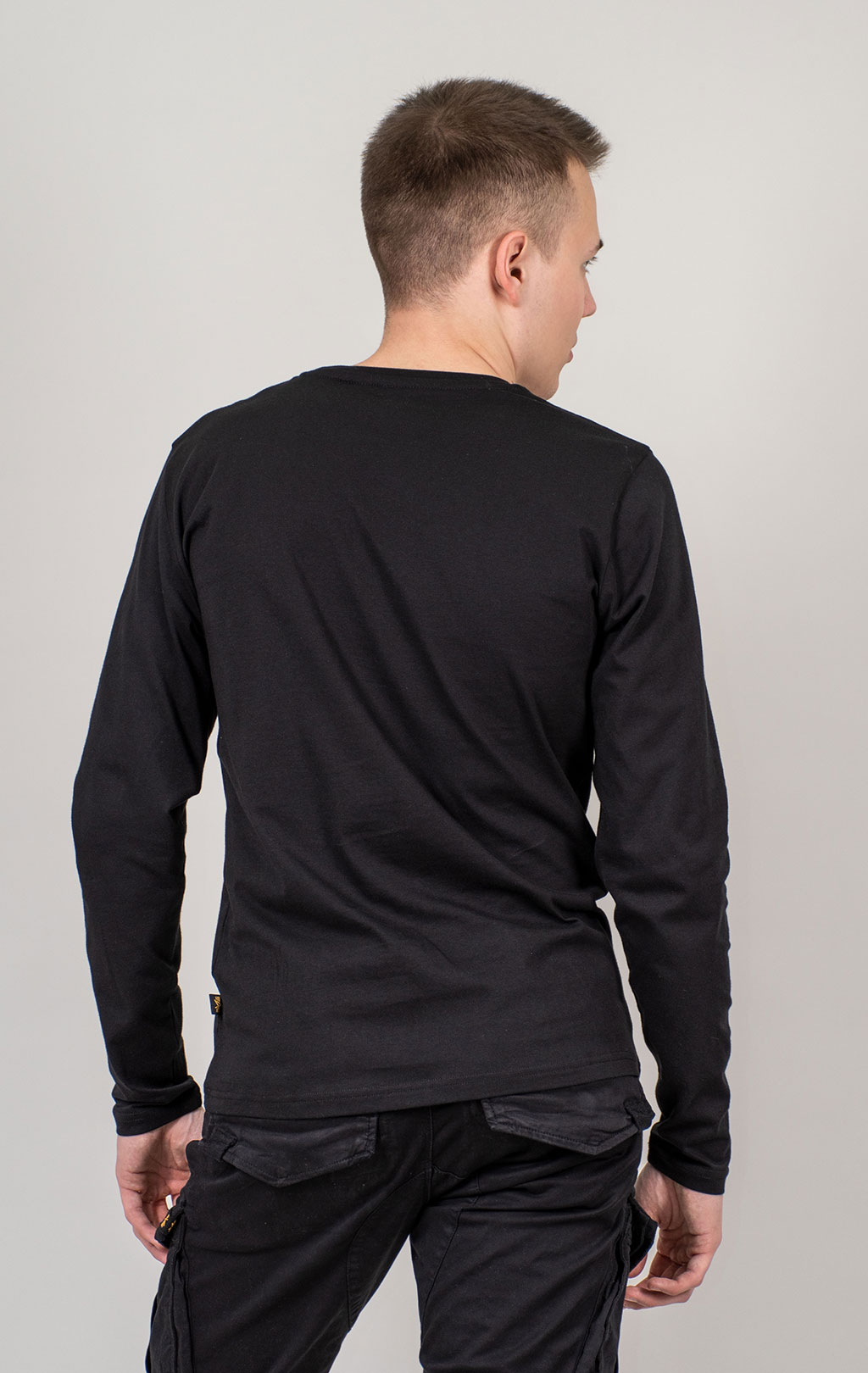 Лонгслив ALPHA INDUSTRIES BASIC LS SMALL LOGO black 