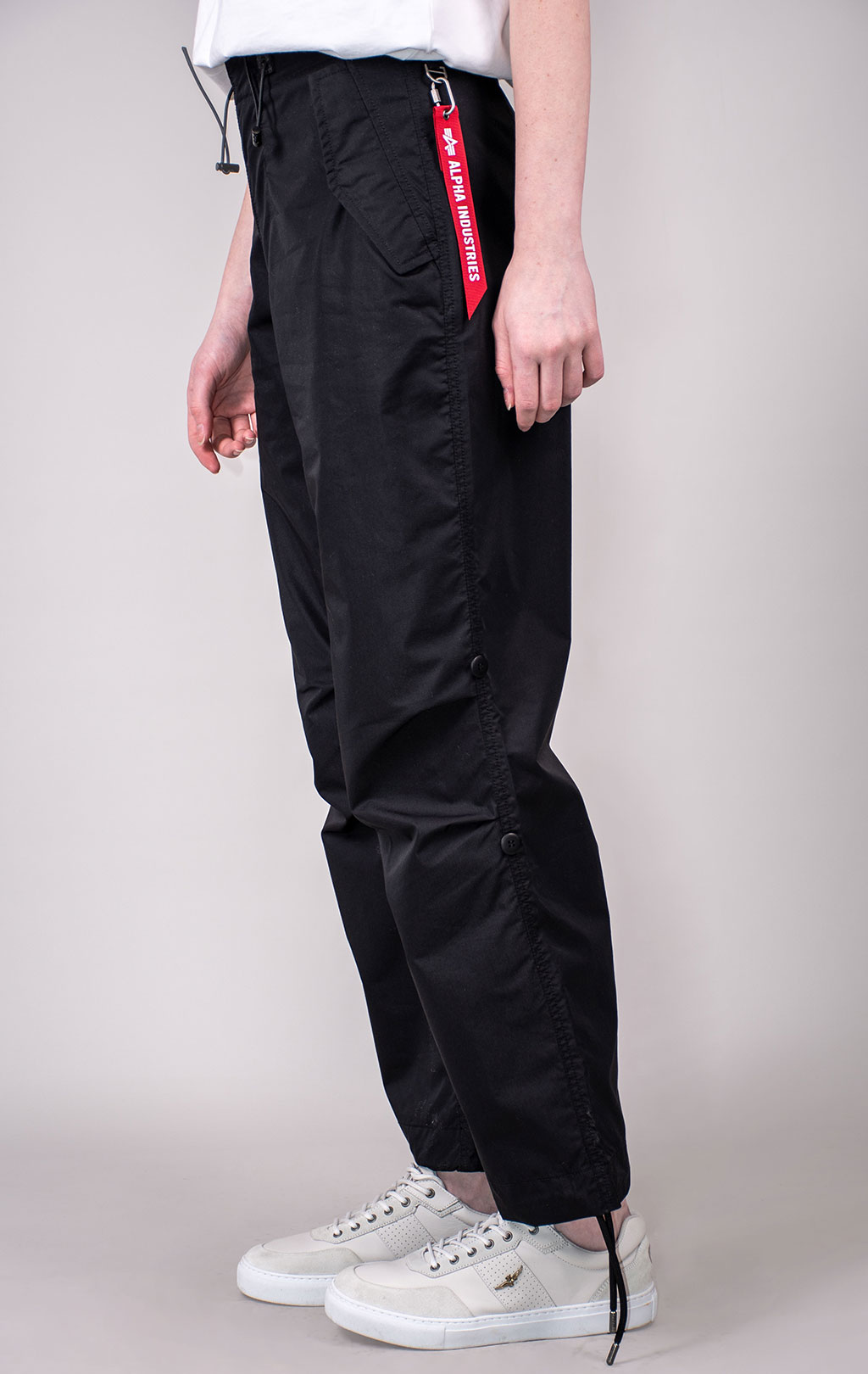 Брюки-карго парашюты ALPHA INDUSTRIES PARACHUTE PANTS SS 24 m black 