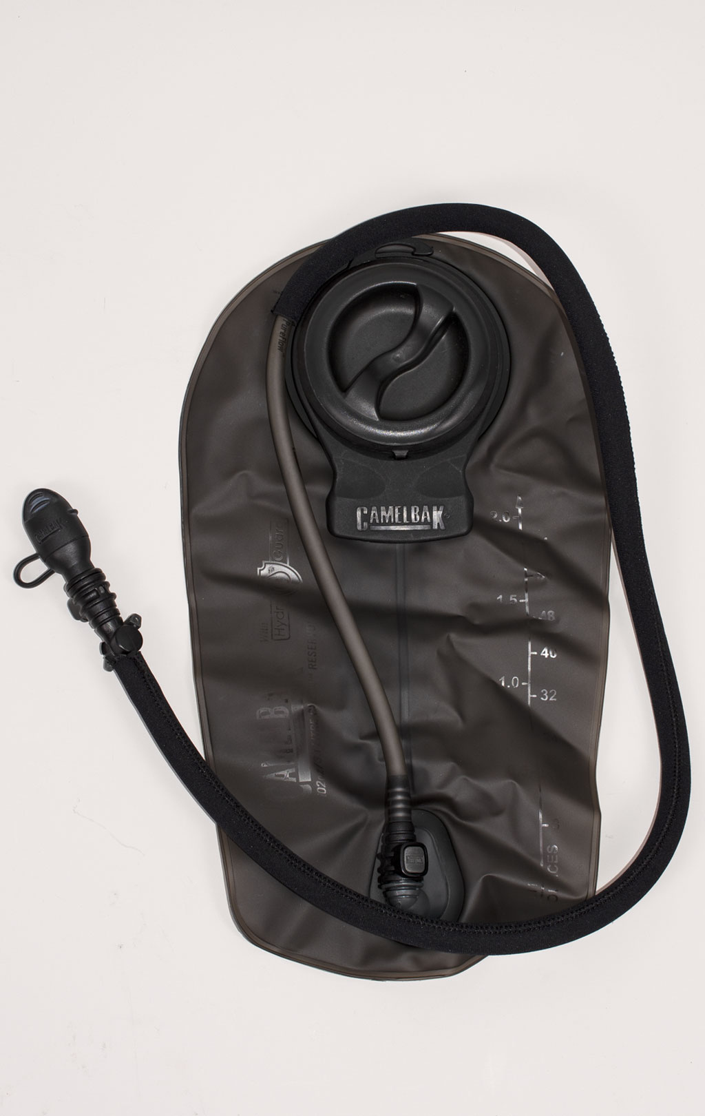 Питьевая система армейская CamelBak на молнии, горловина под клапаном, 3L dpm 