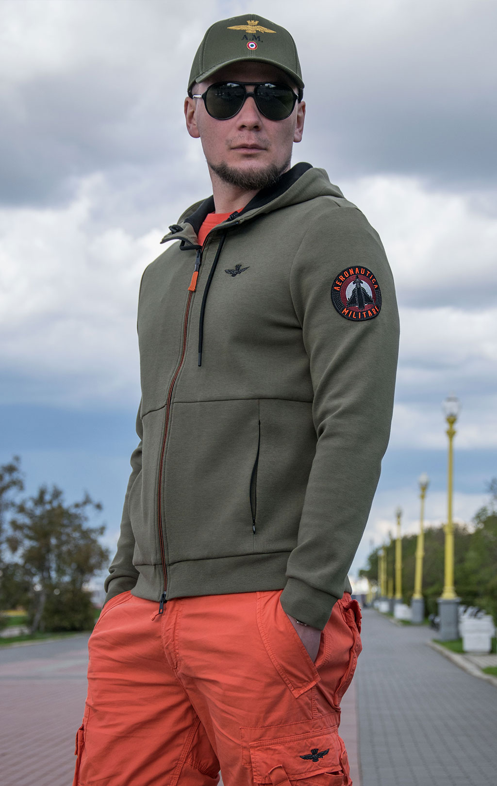 Толстовка с капюшоном AERONAUTICA MILITARE SS 22/TR verde militare (FE 1678) 