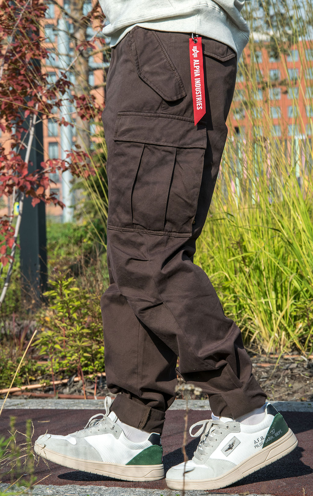 Брюки-карго парашюты ALPHA INDUSTRIES M-65 PANT плотные FW 23/24 chocolate 