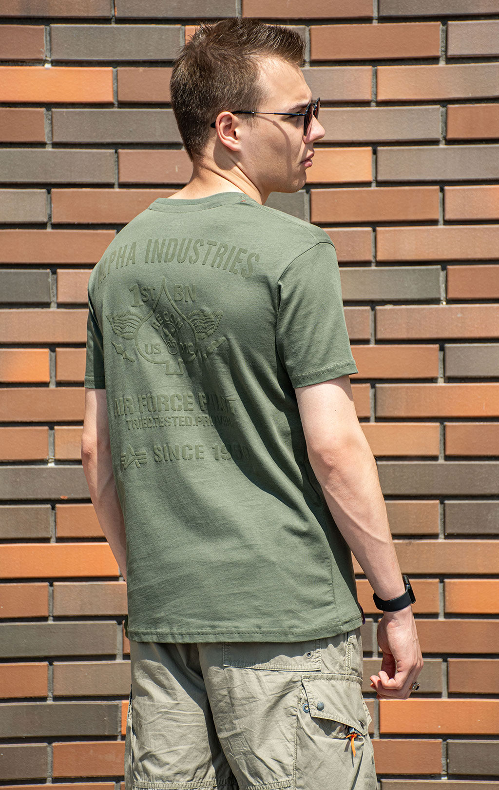 Футболка ALPHA INDUSTRIES AIR FORCE T dark olive 