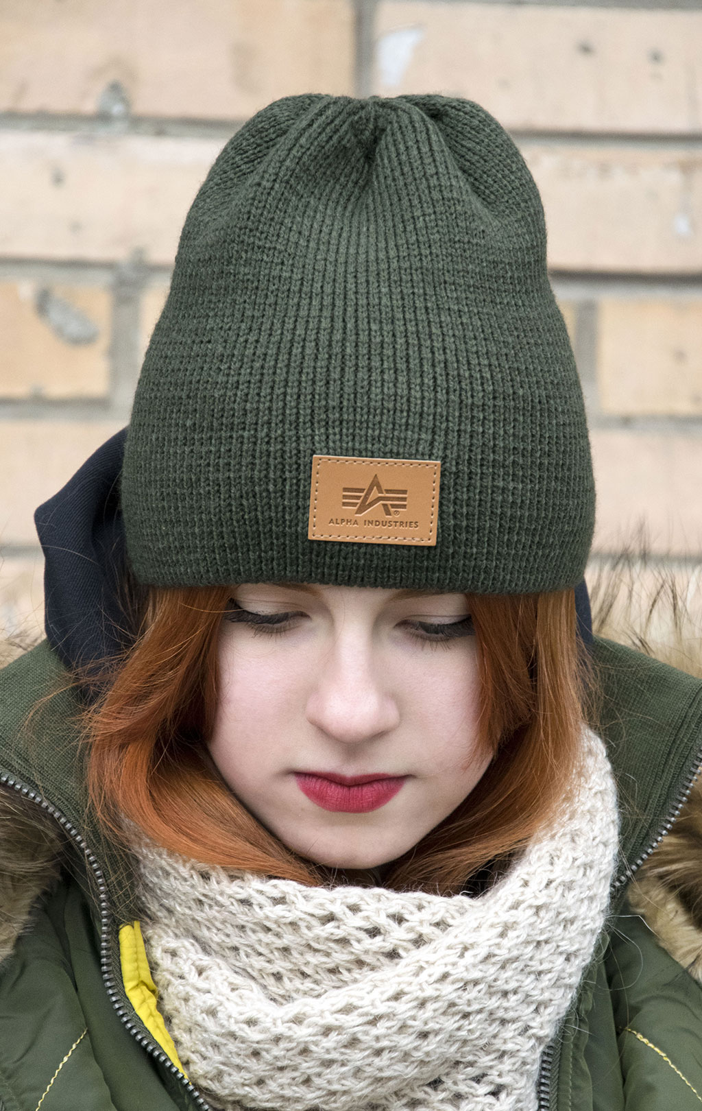 Шапка ALPHA INDUSTRIES KNIT BEANIE dark green 