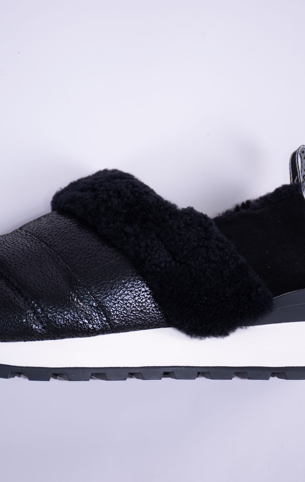 Женские кроссовки VOILE BLANCHE QWARK SLIP FUR WOMAN мех FW 26/27 black 2016210 