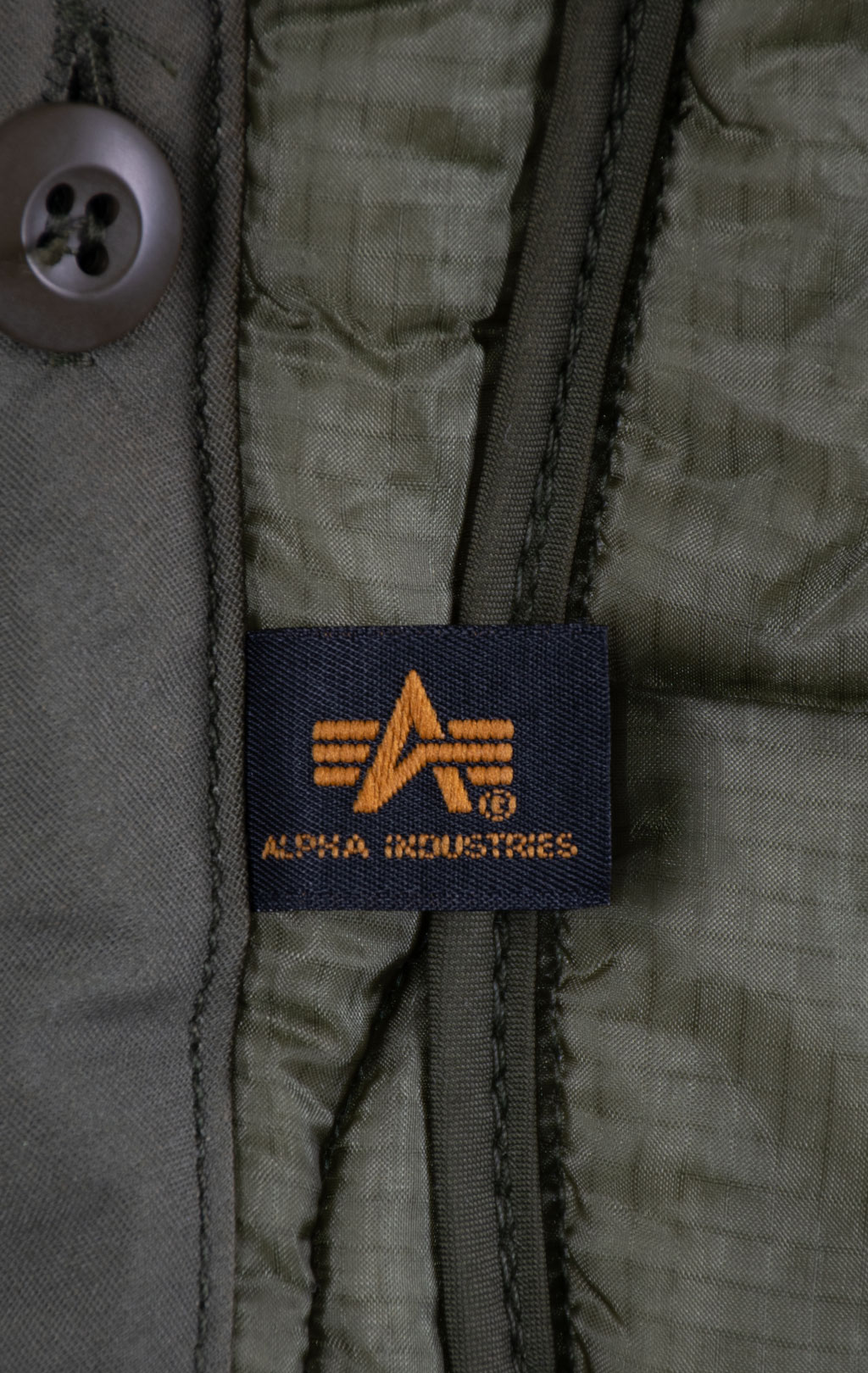 Куртка-подстёжка ALPHA INDUSTRIES M-65 VINTAGE с карманами и манжетами olive drab 