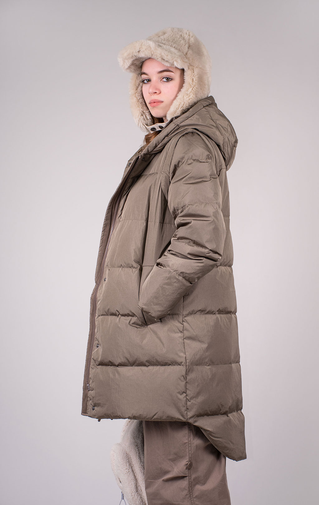 Женская куртка ALPHA INDUSTRIES SIERRA CONVERTIBLE JACKET FW 24/25 coyote brown 