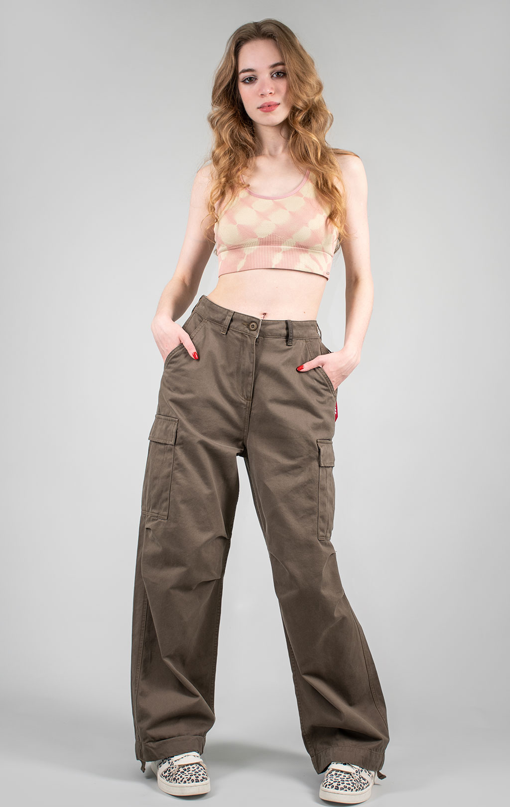 Женские брюки-карго парашюты ALPHA INDUSTRIES M-65 PANT плотные FW 24/25 coyote brown 