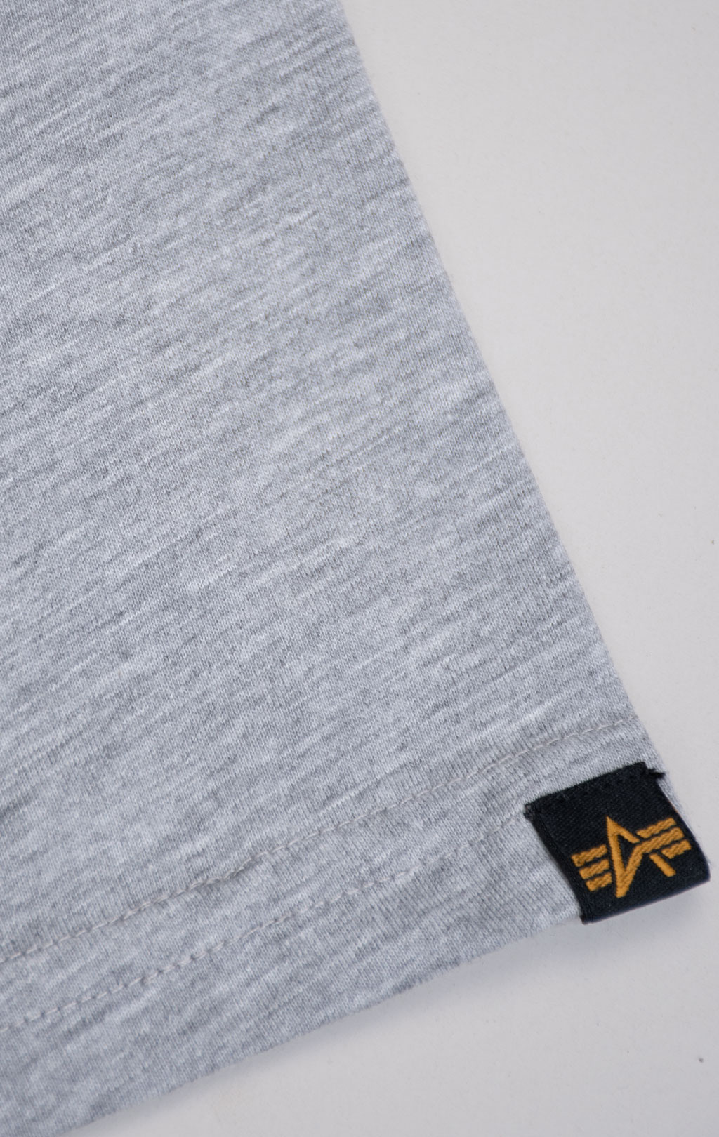 Женская футболка ALPHA INDUSTRIES BASIC T grey heather 