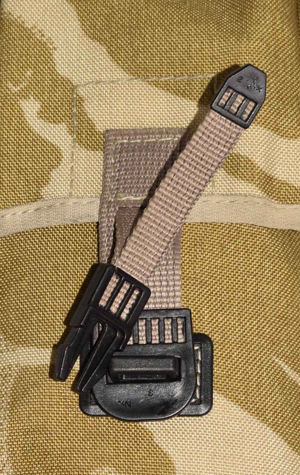 Подсумок многоцелевой Utility MOLLE dpm desert Англия