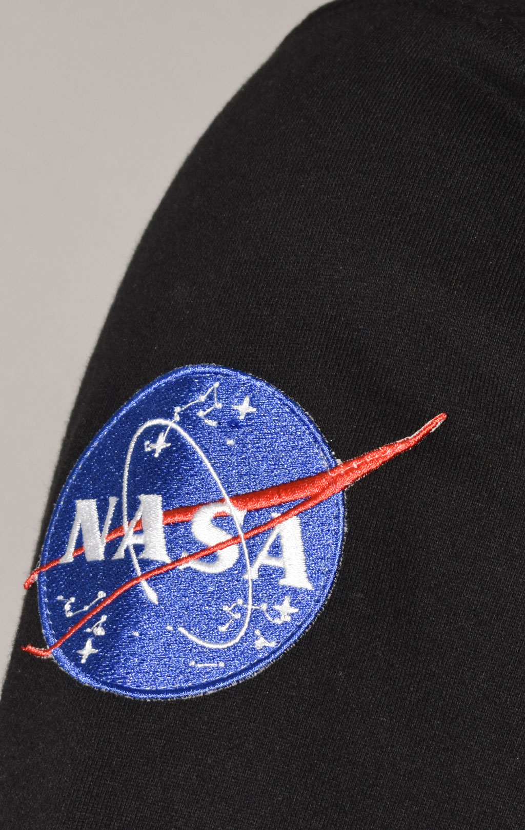 Толстовка ALPHA INDUSTRIES NASA WORM LOGO HOODIE SS 23 black 