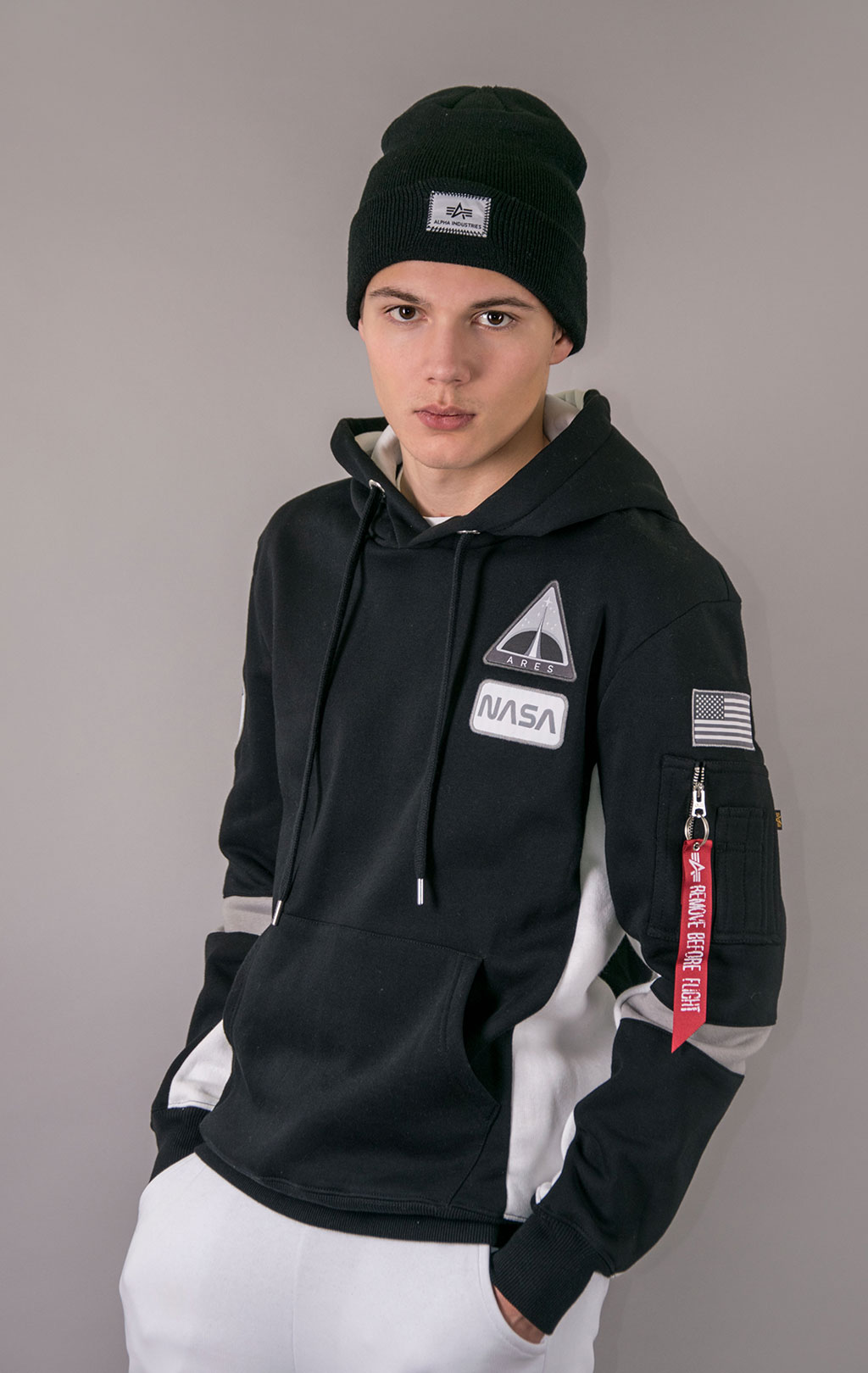 Толстовка ALPHA INDUSTRIES NASA SPACE CAMP HOODY black 