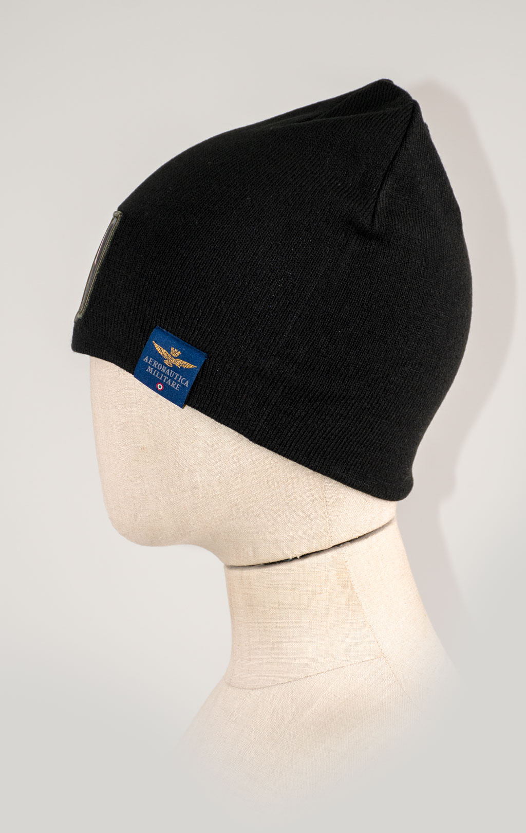 Шапка вязаная AERONAUTICA MILITARE FW 25/26/CN jet black (CU 0036) 