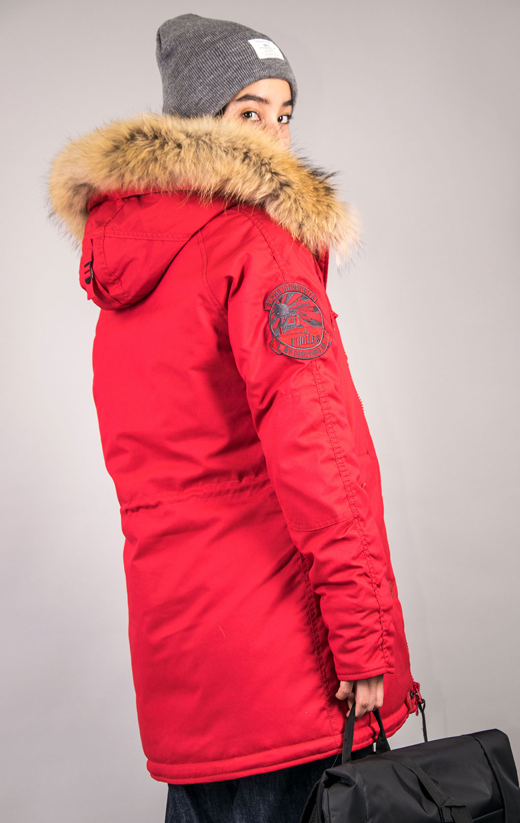 Женская аляска ALPHA INDUSTRIES EXPLORER натур. мех red speed 