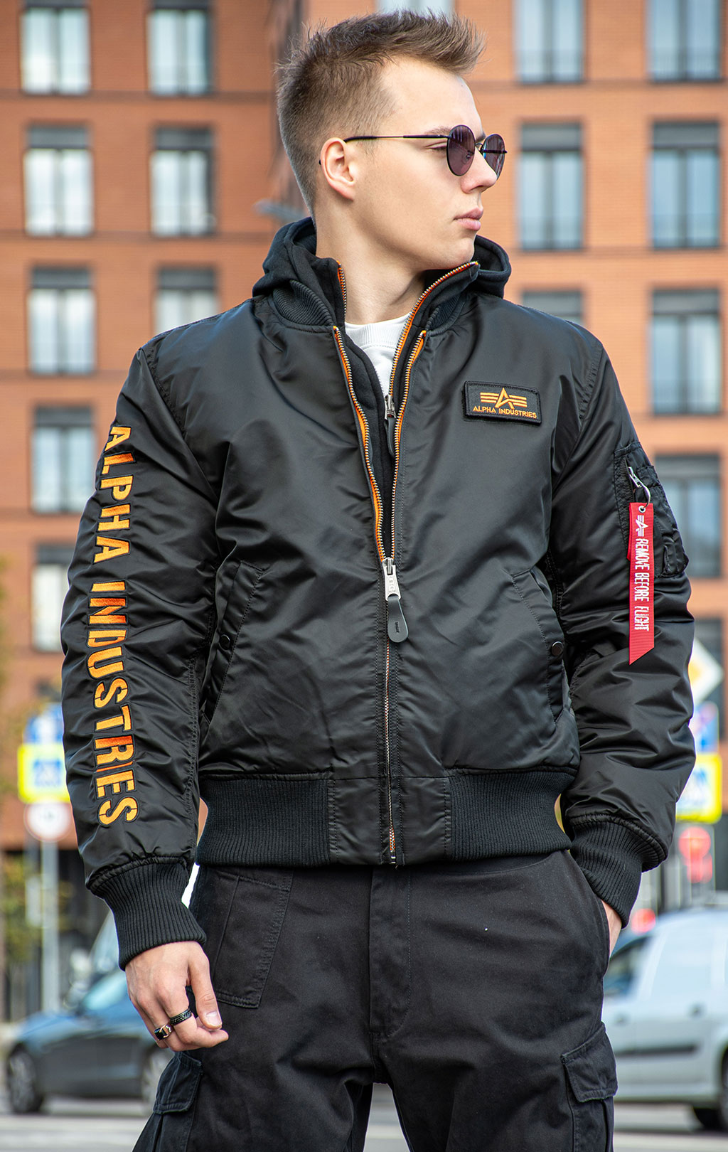 Куртка-бомбер лётная ALPHA INDUSTRIES MA-1 D-Tec SE black/orange 