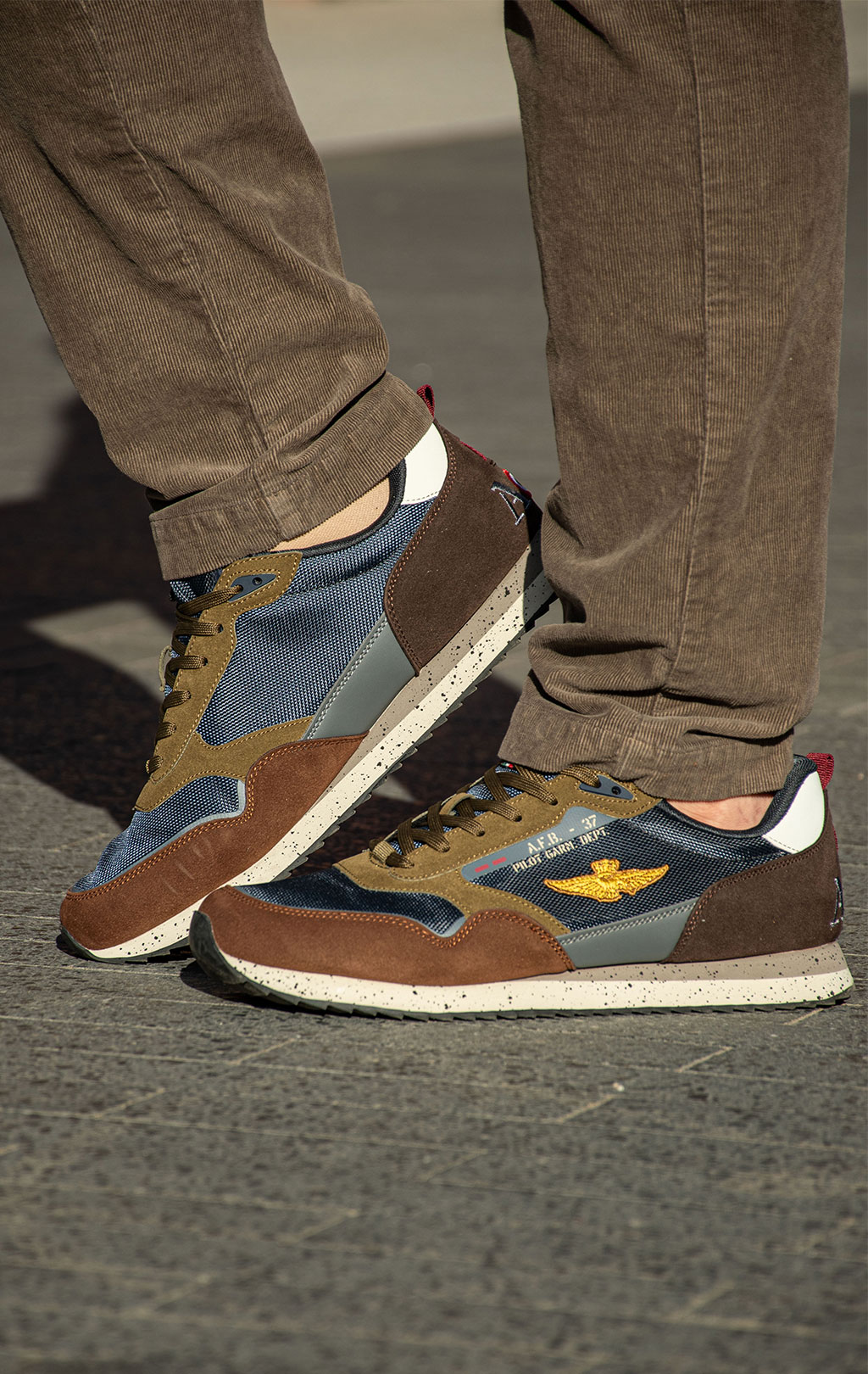 Кроссовки AERONAUTICA MILITARE (SC 0288) FW 26/27/CN multicolor blue/verde/marrone 