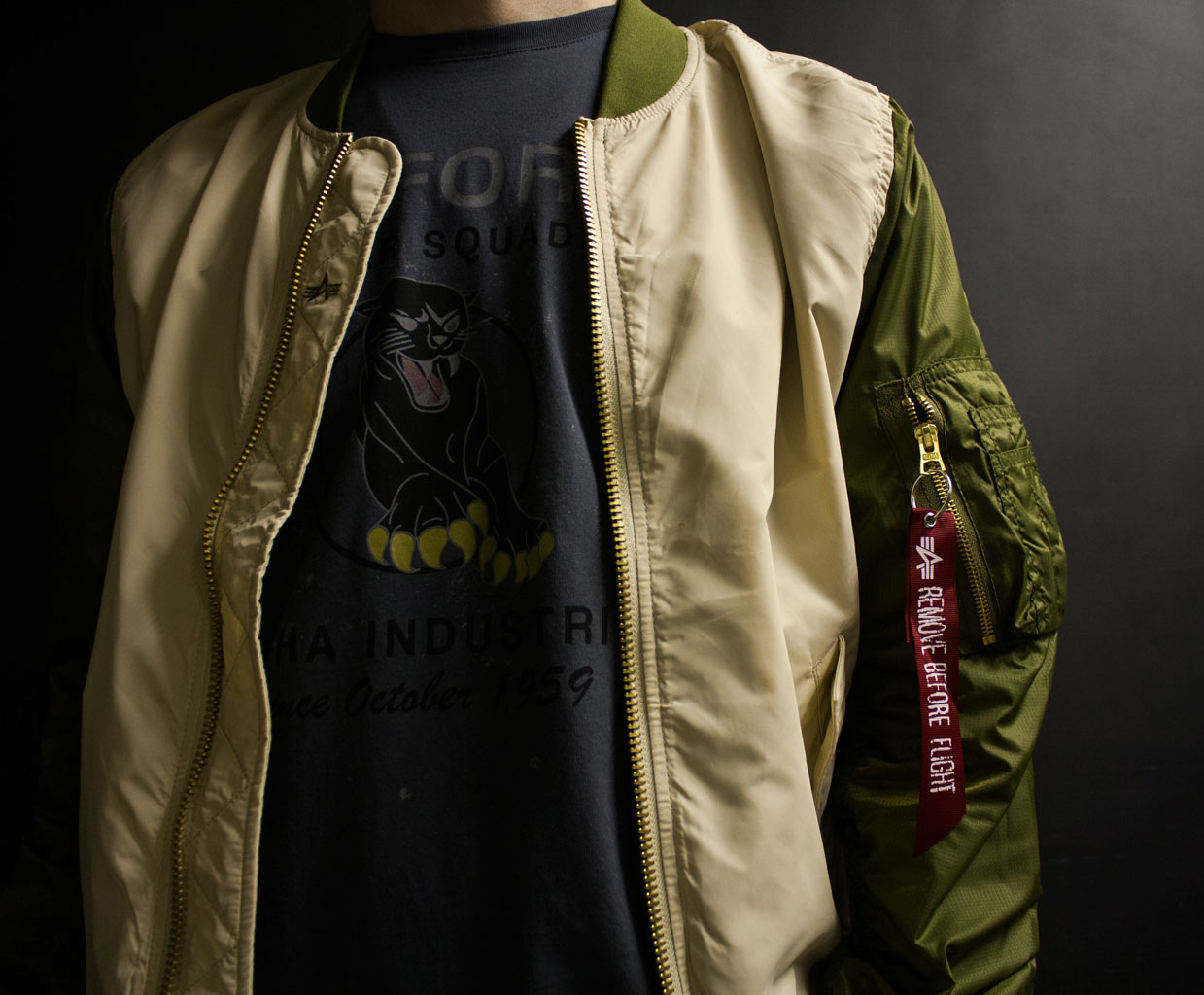 Футболка ALPHA INDUSTRIES BLACK PANTHER greyblack 