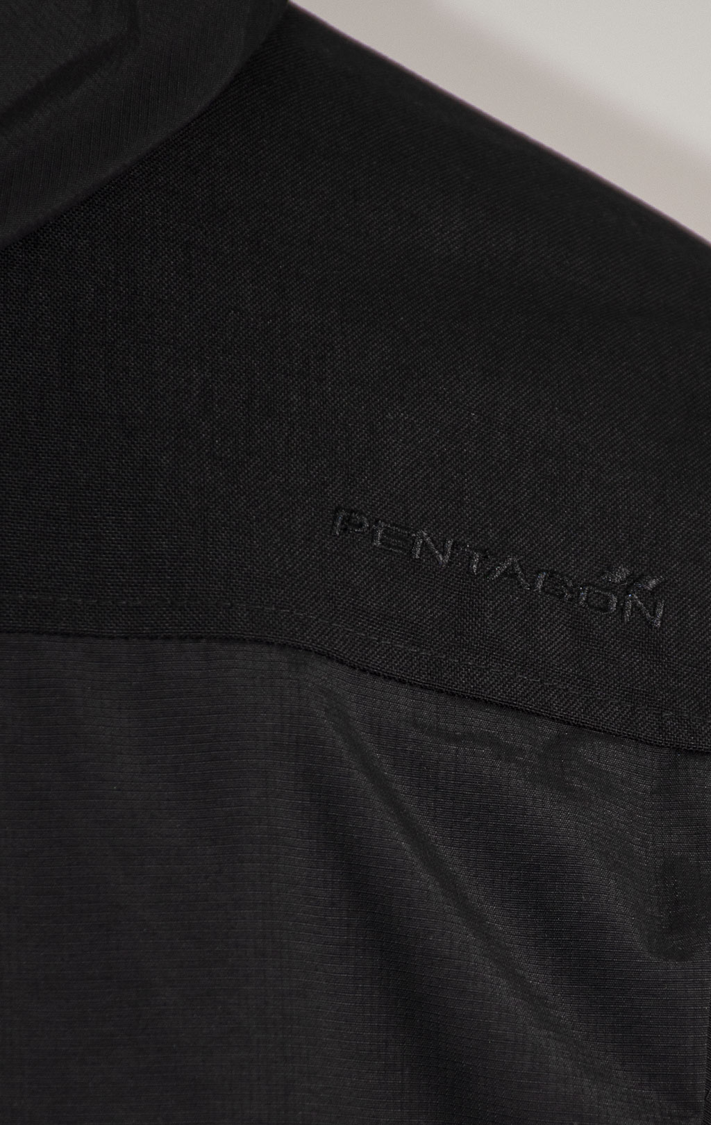 Куртка тактическая Pentagon LCP V2.0 Primaloft black 01007-2.0 