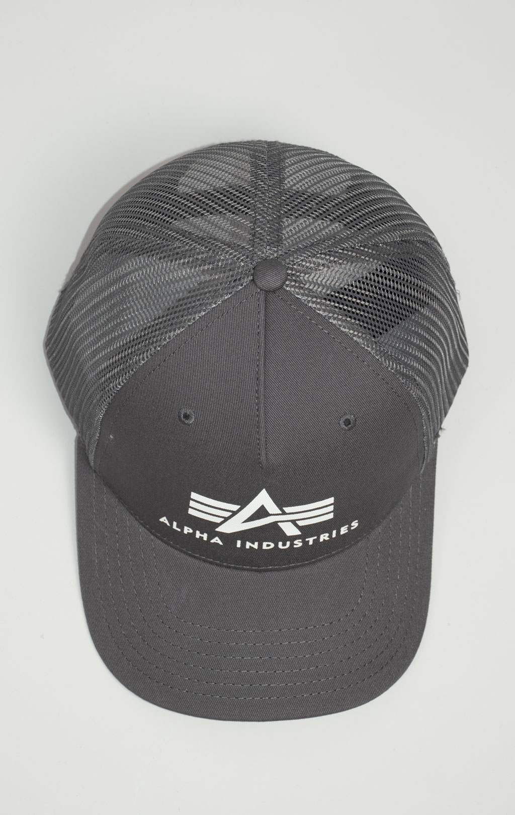 Бейсболка ALPHA INDUSTRIES BASIC TRUCKER CAP vintage grey 