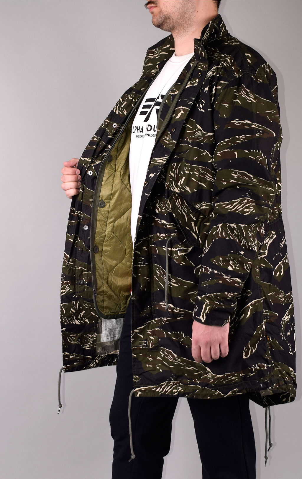 Парка ALPHA INDUSTRIES DEFENDER FISHTAIL original fit tiger camo 