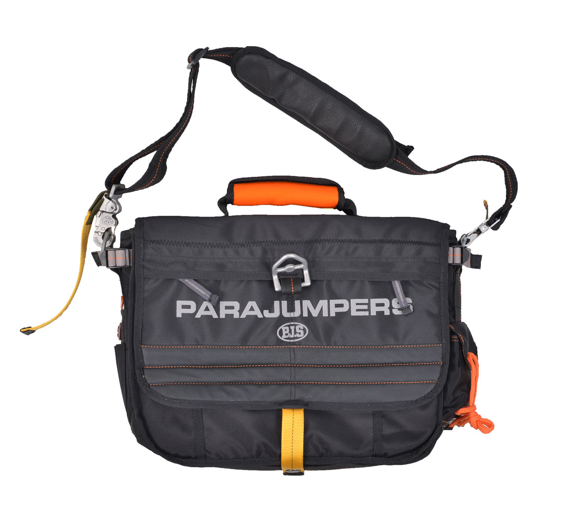 parajumpers helmet bag