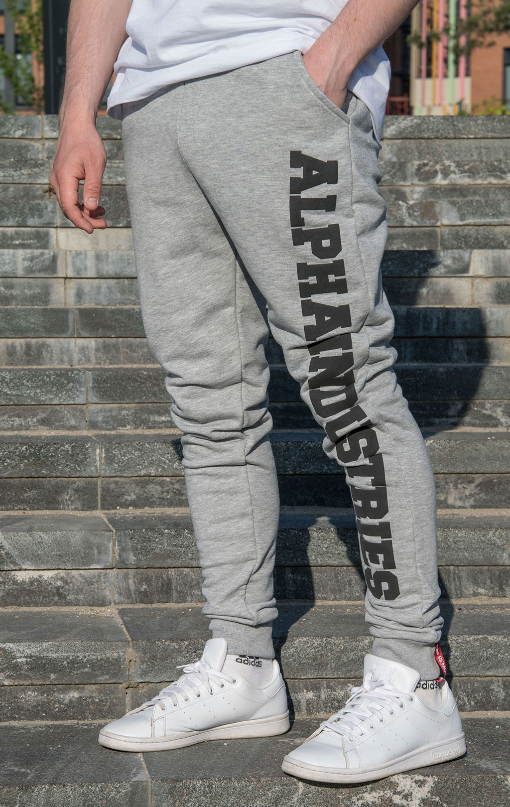 Брюки спортивные джоггеры ALPHA INDUSTRIES BIG LETTERS JOGGER grey heather 