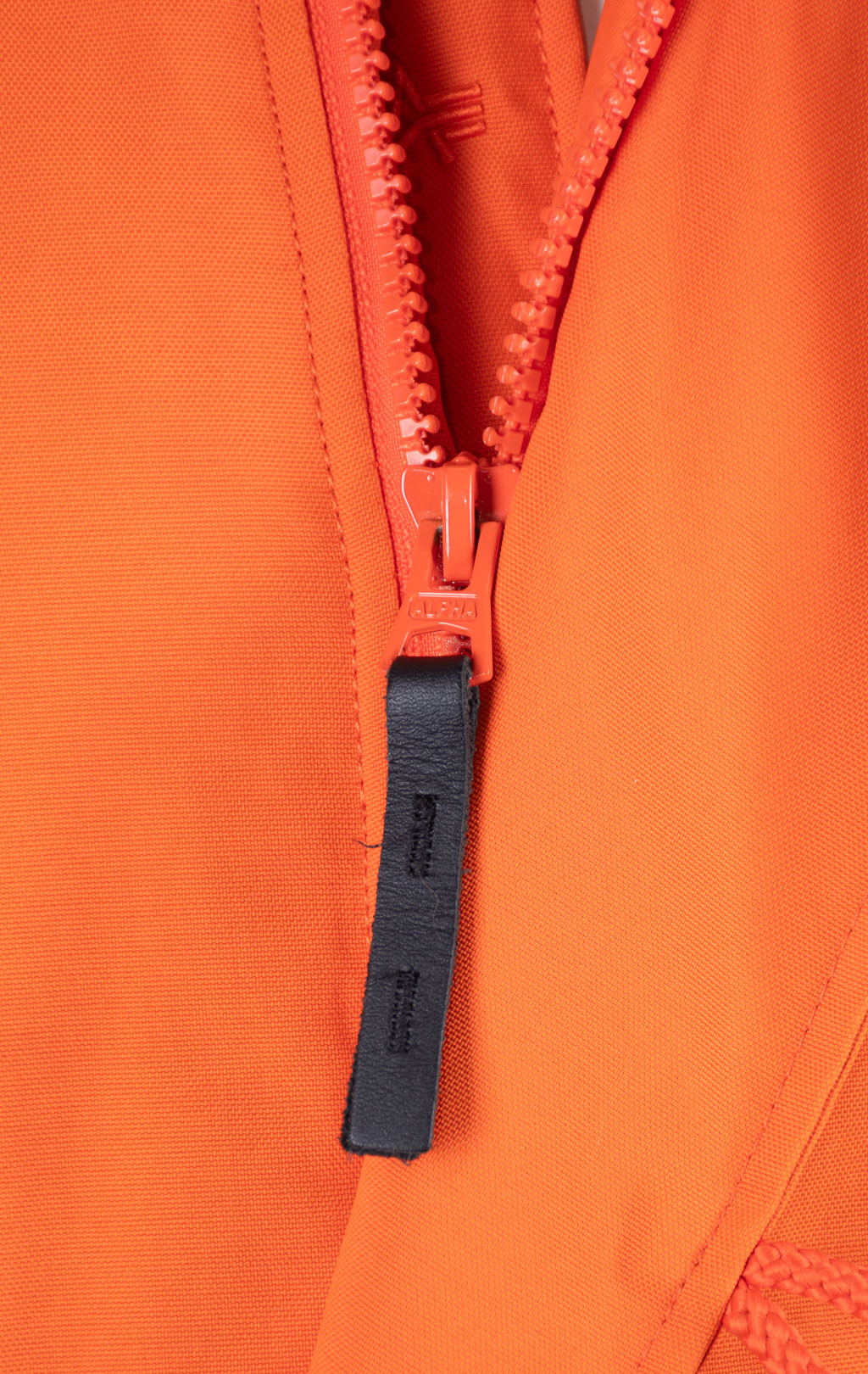 Аляска ALPHA INDUSTRIES EXPLORER flame orange 