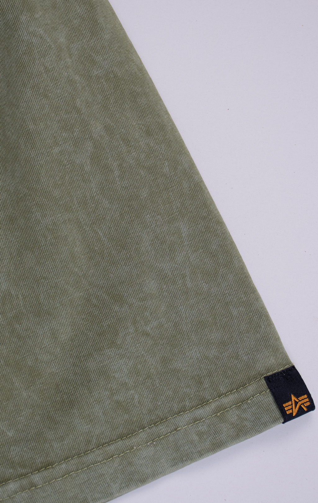 Футболка ALPHA INDUSTRIES ACID LOGO T moss green 