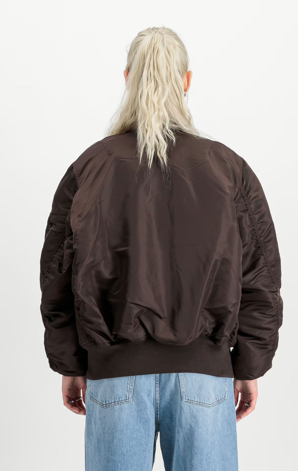 Бомбер ALPHA INDUSTRIES MA-1 HERITAGE hunter brown 